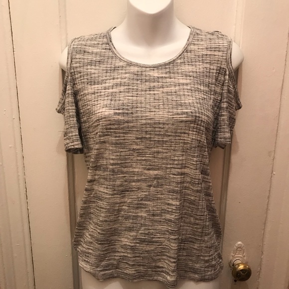 H&M • Ribbed Open Shoulder Top • M - Picture 3 of 6